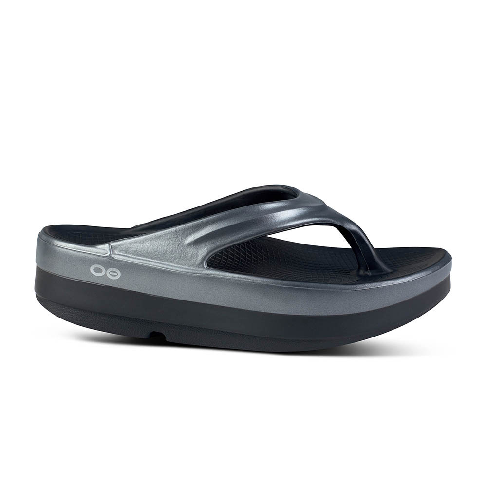 Oofos Women's Oomega OOLala Luxe Black Salt