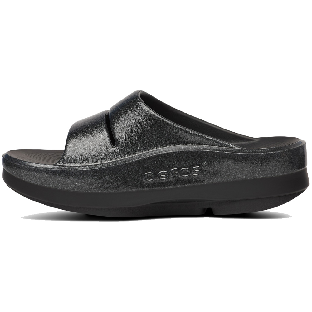 Oofos Women's Oomega Ooahh Luxe Black Sparkle